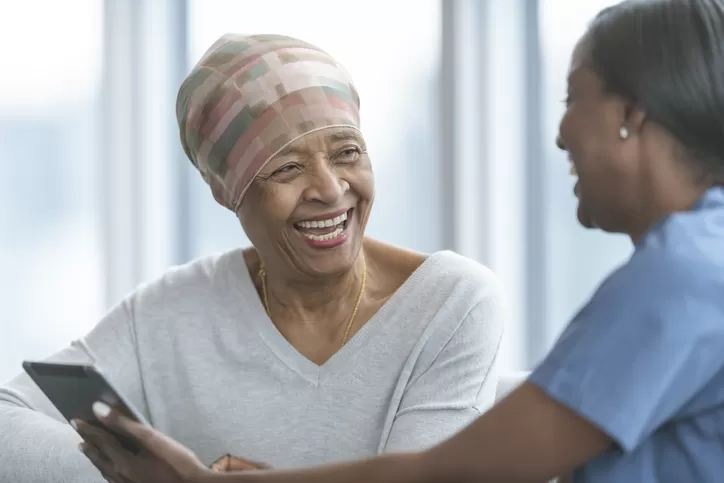 Paciente e médico Mitos e verdades sobre o câncer de mama