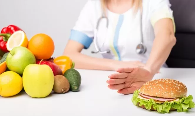 Alimentos saudáveis x alimentos não saudáveis